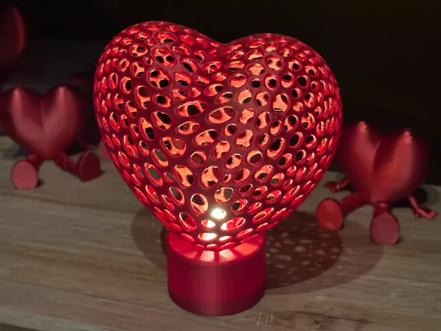 Lampe cœur ajourée imprimée en 3D